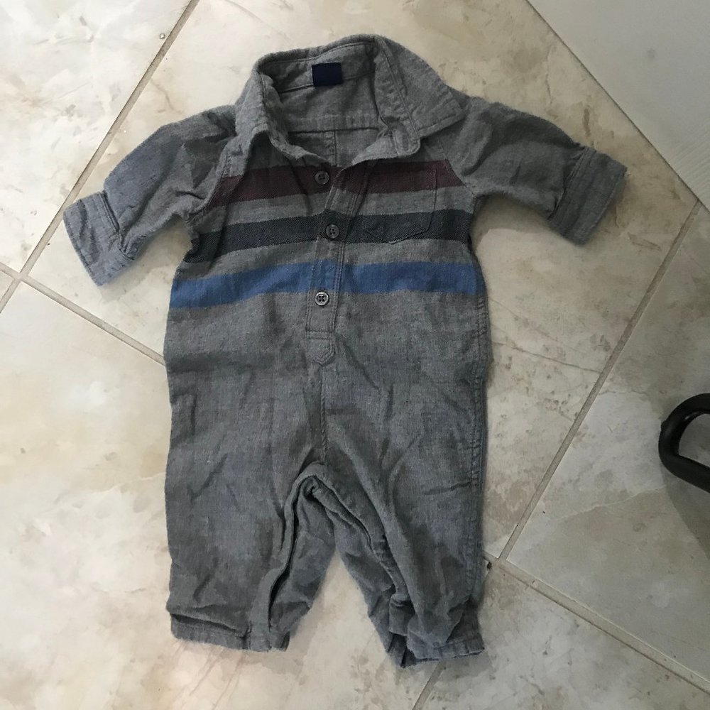 Baby Gap Collared long sleeved romper